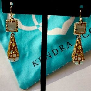 Kendra Scott gold filigree pyramid 2 white stones  earrings 1 1/2-3/4 drop excel